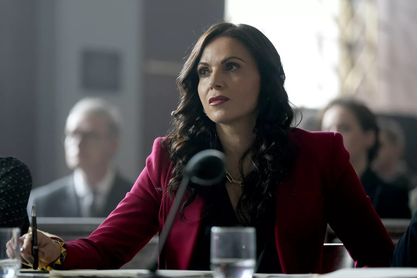 Episode 110 -- Lana Parrilla as Jocelyn "Bruiser" Stone in The Rainmaker. Photo Credit: Christopher Barr/USA Network © 2025 VERSANT MEDIA. All Rights Reserved