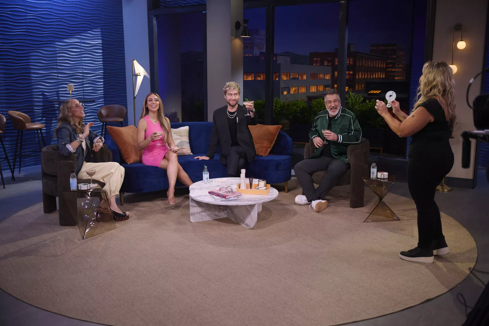 (L-R) Melissa Brooke, Melissa Gorga, Lance Bass, Joey Fatone and Amy Giarrusso on Cocktail Wars on E! Photo Credit: Scott Gries/E! Entertainment © 2026 VERSANT MEDIA. All Rights Reserved.